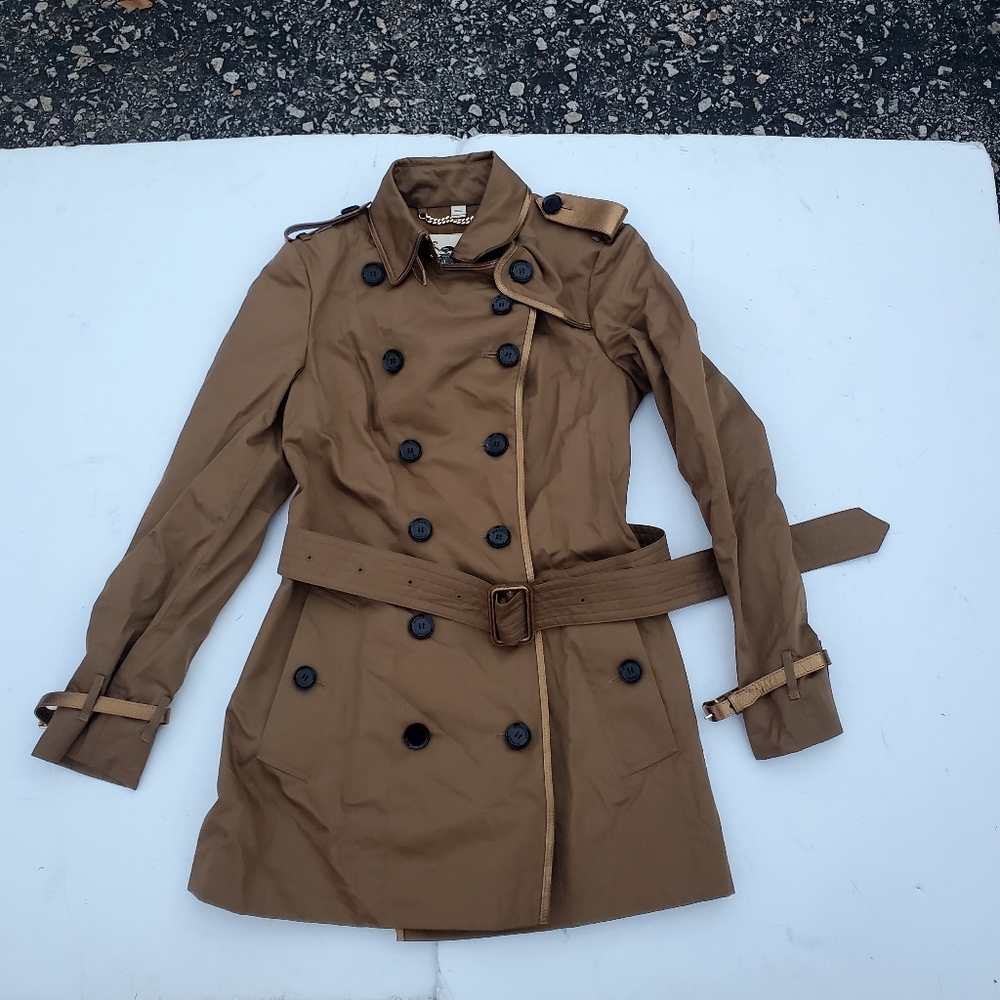 Classic Tan Double-Breasted Trench Coat